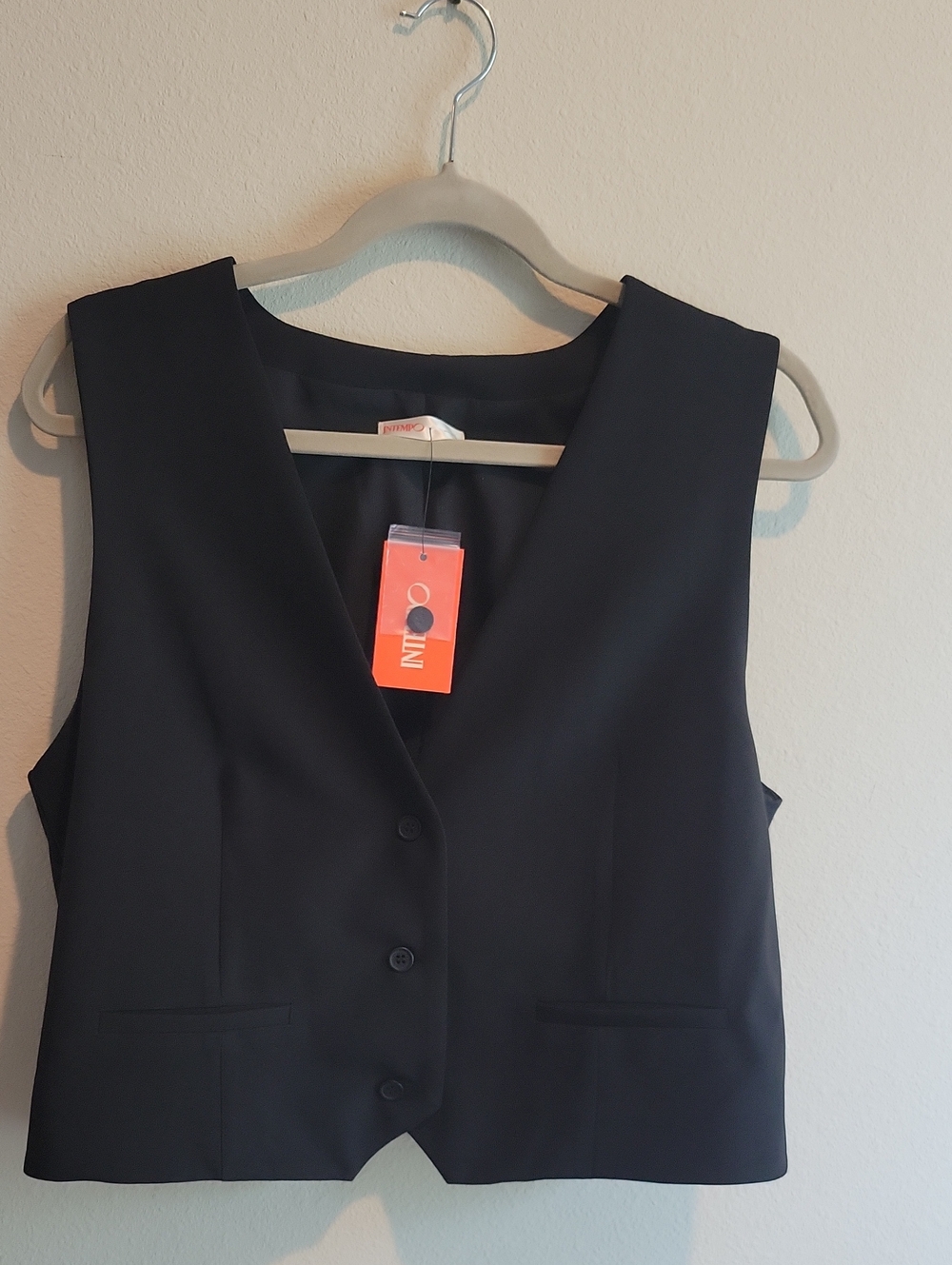 Kohl's Black Sleeveless Button Vest